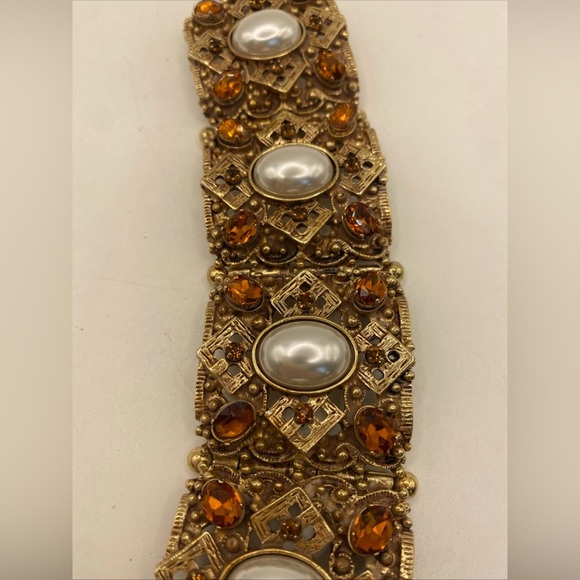 Vintage Filigree Brass Bracelet. Rhinestone Faux pearl wide high end 6”in - Picture 11 of 13